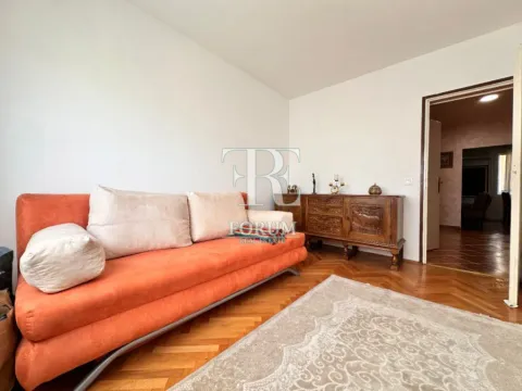 Rent, two bedroom apartment, 70m², Lepa Kata, Podgorica - image 10