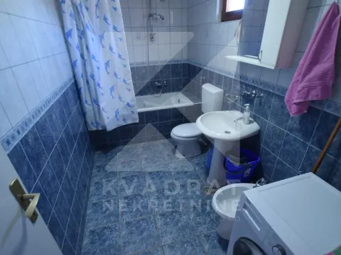 Rent, five bedroom apartment, 120m², Zlatica, Podgorica - image 10