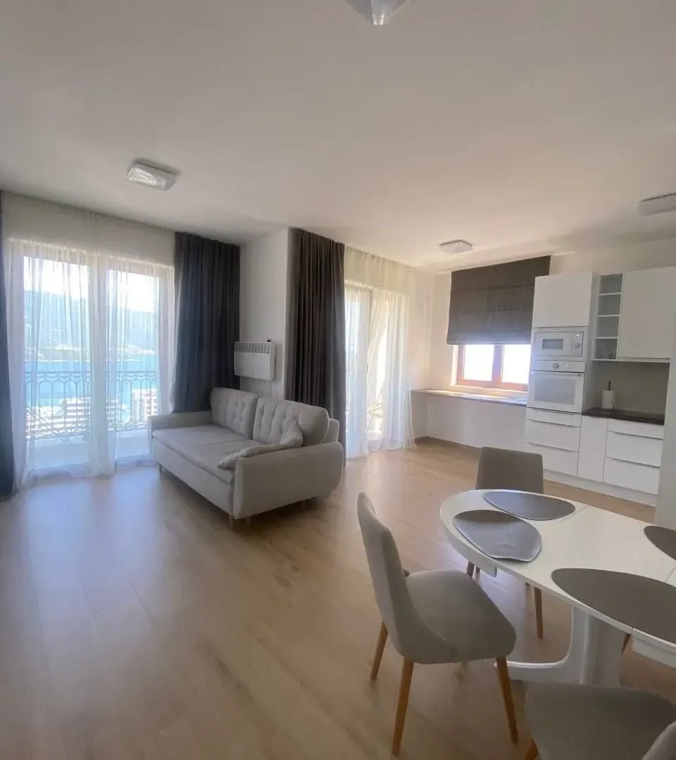 Sale, two bedroom apartment, 73m², Gospoština, Budva