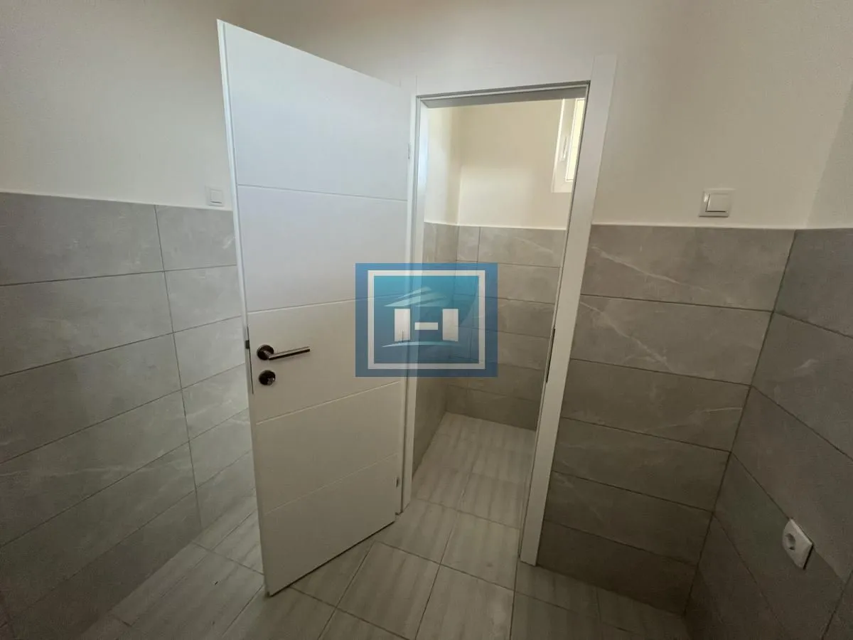 Sale, two bedroom apartment, 74m², Centar, Paraćin