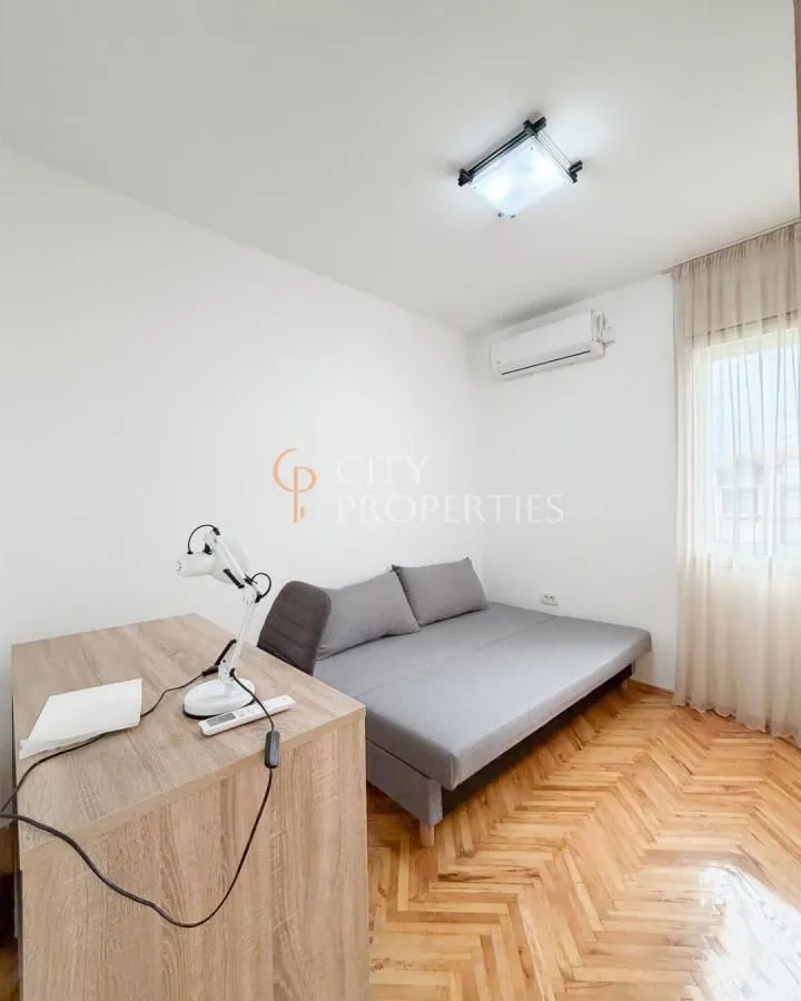 Rent, apartment, 108m², Stari Aerodrom, Podgorica
