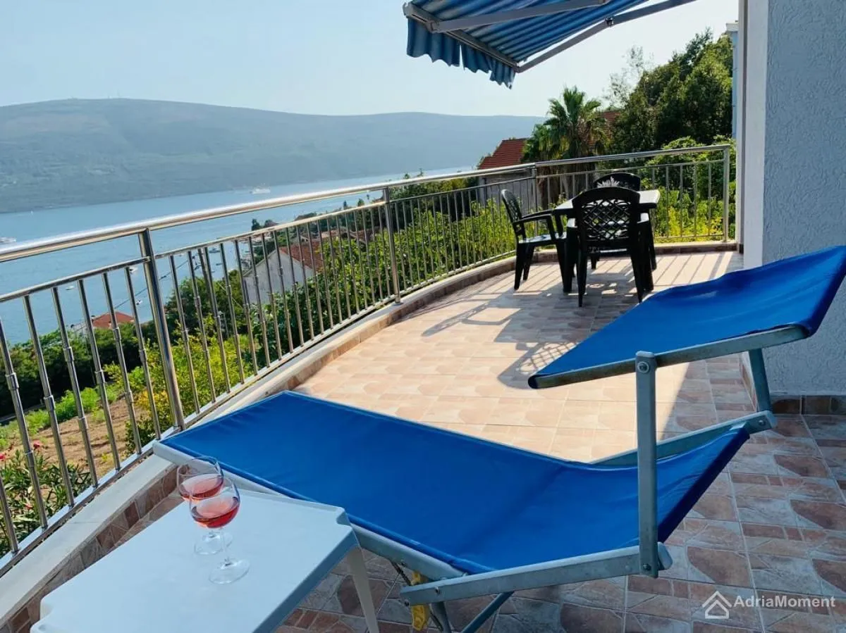 Prodaja, kuća, 174m², Baošići, Herceg Novi