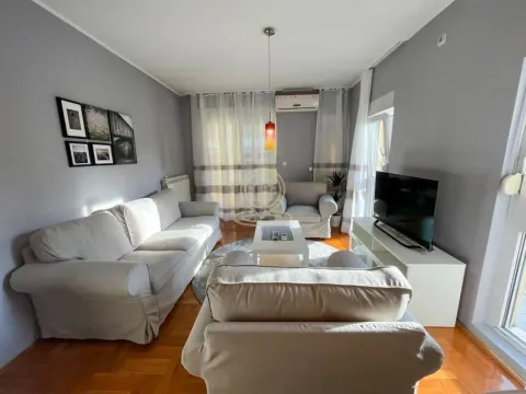 Rent, two bedroom apartment, 47m², Vračar Hram, Vračar Sve Podlokacije - image 2