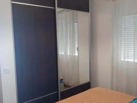 Izdavanje, jednosoban stan, 45m², Kumbor, Herceg Novi - image 3