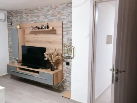 Prodaja, dvosoban stan, 61m², Preko Morače, Podgorica - image 16