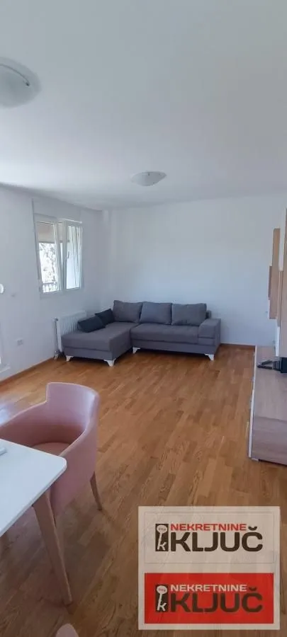 Prodaja, trosoban stan, 62m², Detelinara, Novi Sad Sve Podlokacije