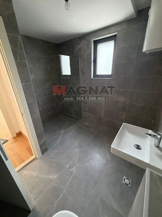 Prodaja, trosoban stan, 106m², Novi Beograd Blok 65, Novi Beograd Sve Podlokacije