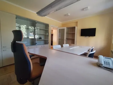 Izdavanje, poslovni prostor, 62m², Vračar Sve Podlokacije, Beograd - image 12