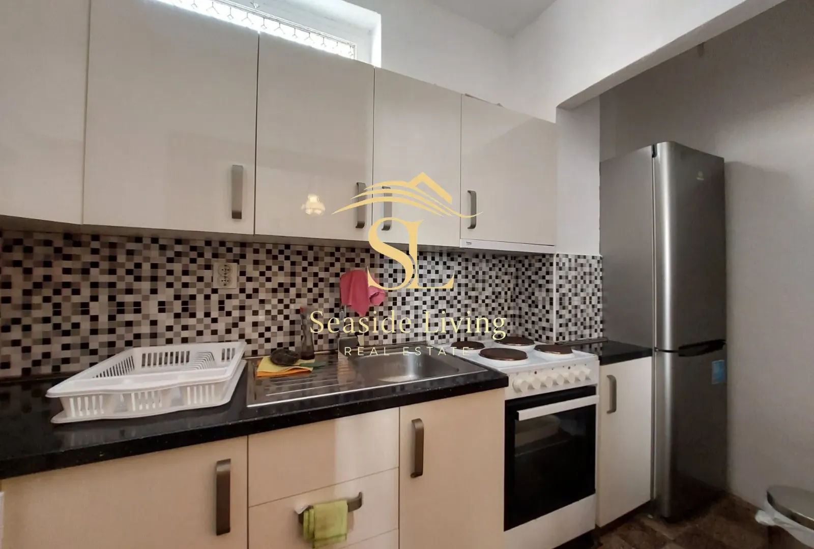 Rent, three bedroom apartment, 90m², Centar, Kotor