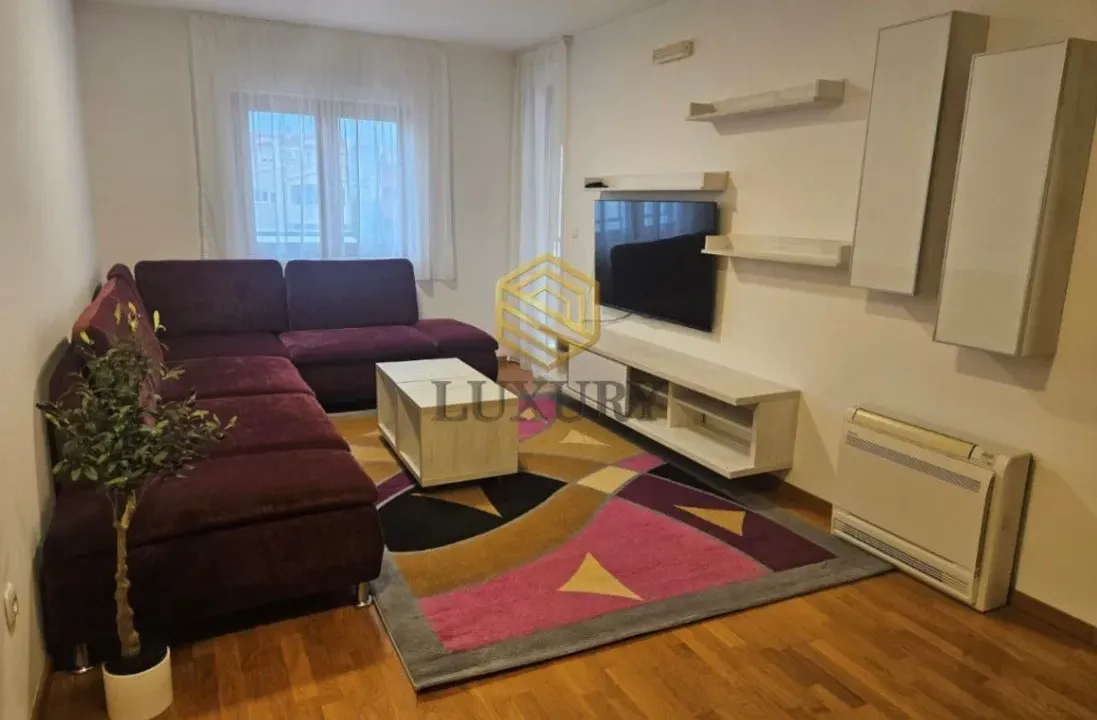 Rent, one bedroom apartment, 43m², Tološka šuma, Podgorica