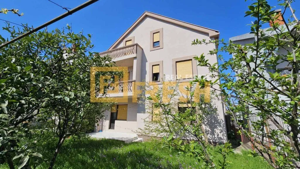 Prodaja, kuća, 115m², Stari Aerodrom, Podgorica