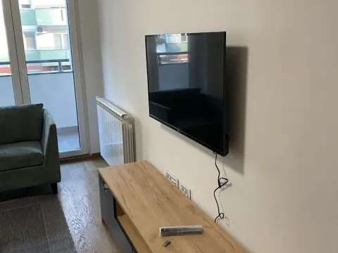 Rent, one bedroom apartment, 43m², Grbavica, Novi Sad Sve Podlokacije - image 3