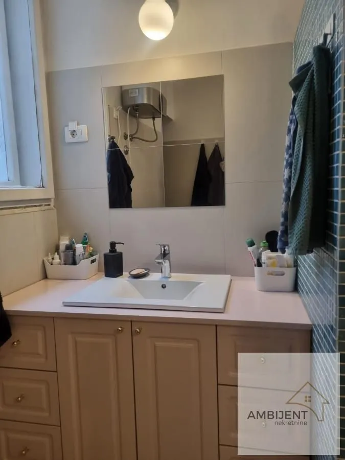 Sale, three bedroom apartment, 66m², Obilićev Venac, Beograd