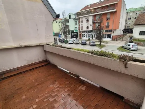 Izdavanje, jednosoban stan, 50m², Adamovićevo Naselje, Novi Sad Sve Podlokacije - image 10