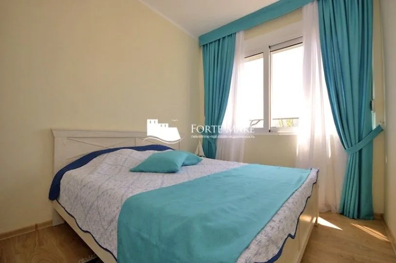 Prodaja, trosoban stan, 80m², Đenovići, Herceg Novi