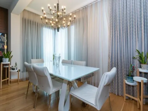 Izdavanje, trosoban stan, 142m², Zagorič, Podgorica - image 8