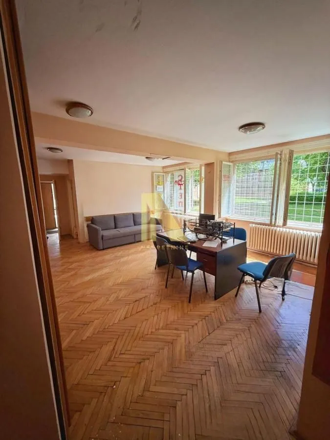 Izdavanje, poslovni prostor, 60m², Bulevar Oslobodjenja, Novi Sad Sve Podlokacije