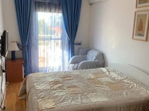 Sale, one bedroom apartment, 55m², Petrovac, Budva - image 3