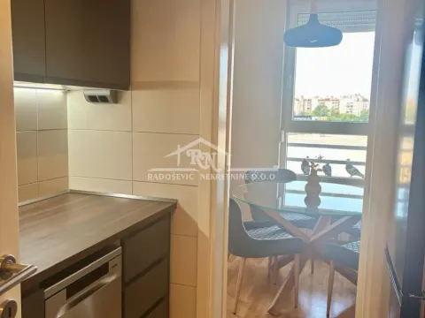 Izdavanje, dvosoban stan, 62m², Belvil, Beograd - image 11