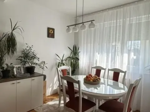 Prodaja, četvorosoban stan, 84m², Novo naselje, Novi Sad - image 2