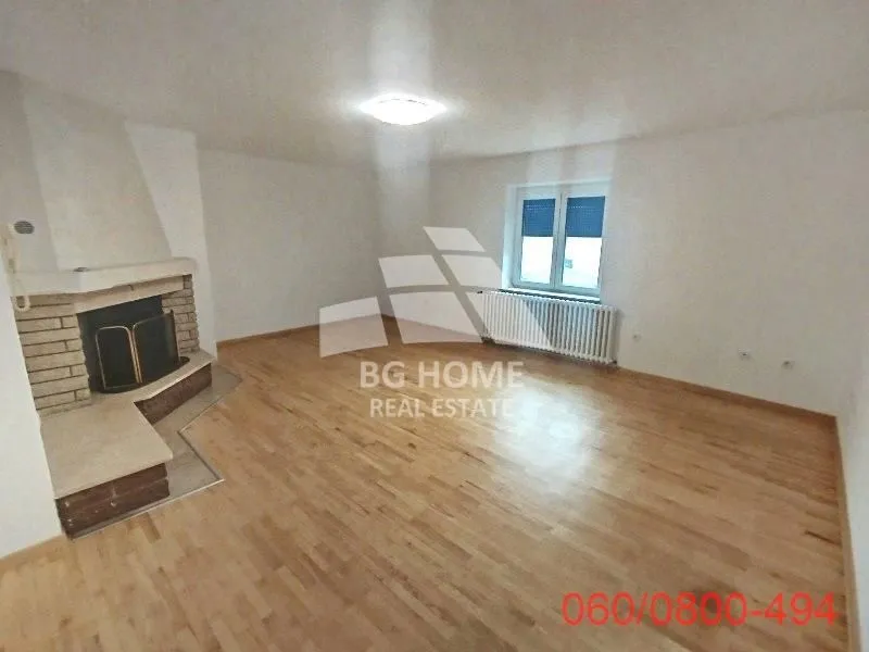 Izdavanje, poslovni prostor, 206m², Batajnica, Beograd