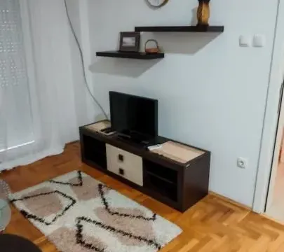 Rent, one bedroom apartment, 37m², Bulevar Oslobodjenja, Novi Sad Sve Podlokacije - image 2