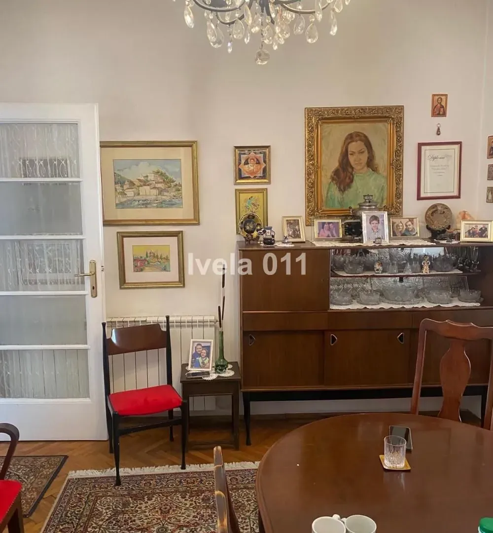 Prodaja, trosoban stan, 84m², Vračar Hram, Vračar Sve Podlokacije