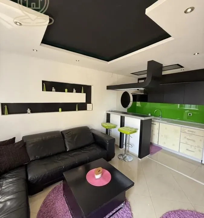 Izdavanje, dvosoban stan, 52m², Nova Detelinara, Novi Sad Sve Podlokacije