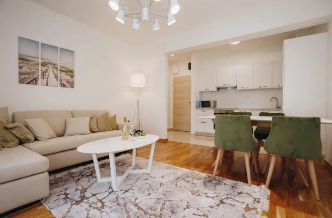 Izdavanje, jednosoban stan, 46m², Bečići, Budva