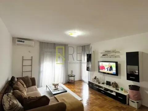 Prodaja, jednosoban stan, 60m², Zagorič, Podgorica - image 1