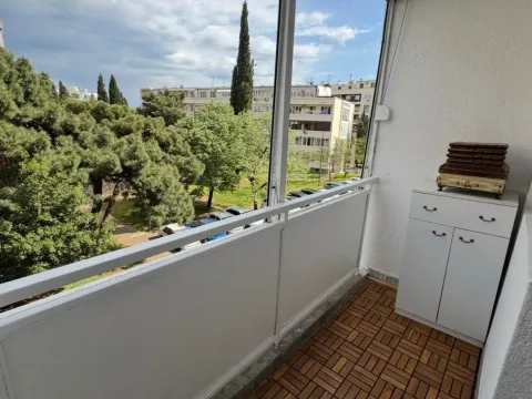 Izdavanje, jednosoban stan, 45m², Preko Morače, Podgorica - image 8