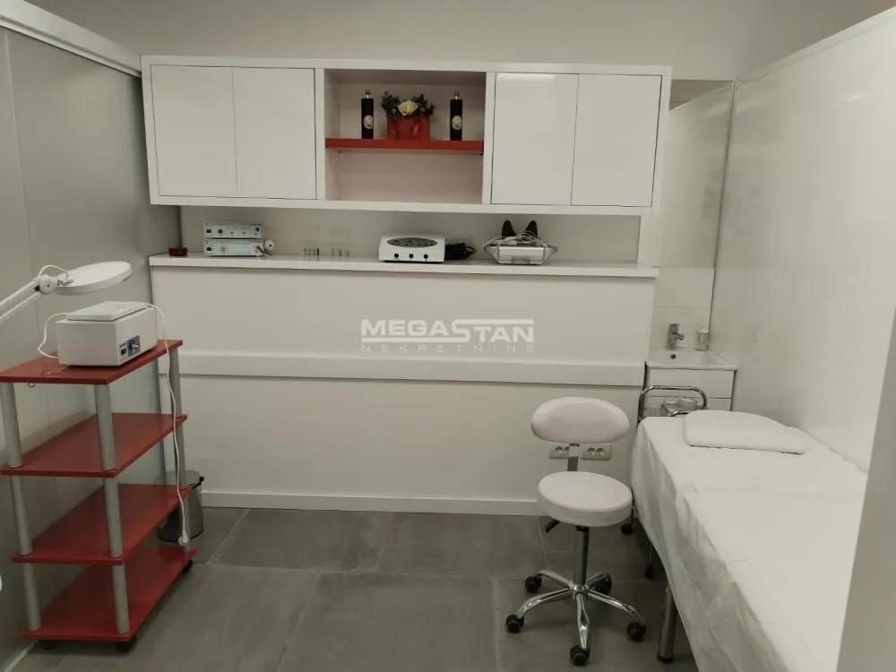 Rent, office space, 58m², Crveni Krst, Beograd