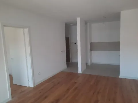 Prodaja, dvosoban stan, 50m², Sremska Mitrovica, Srbija - image 4