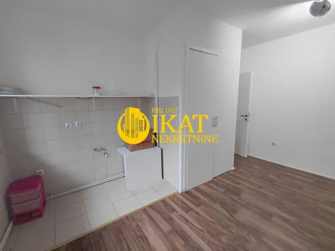 Rent, two bedroom apartment, 70m², Stari Grad, Beograd - image 4