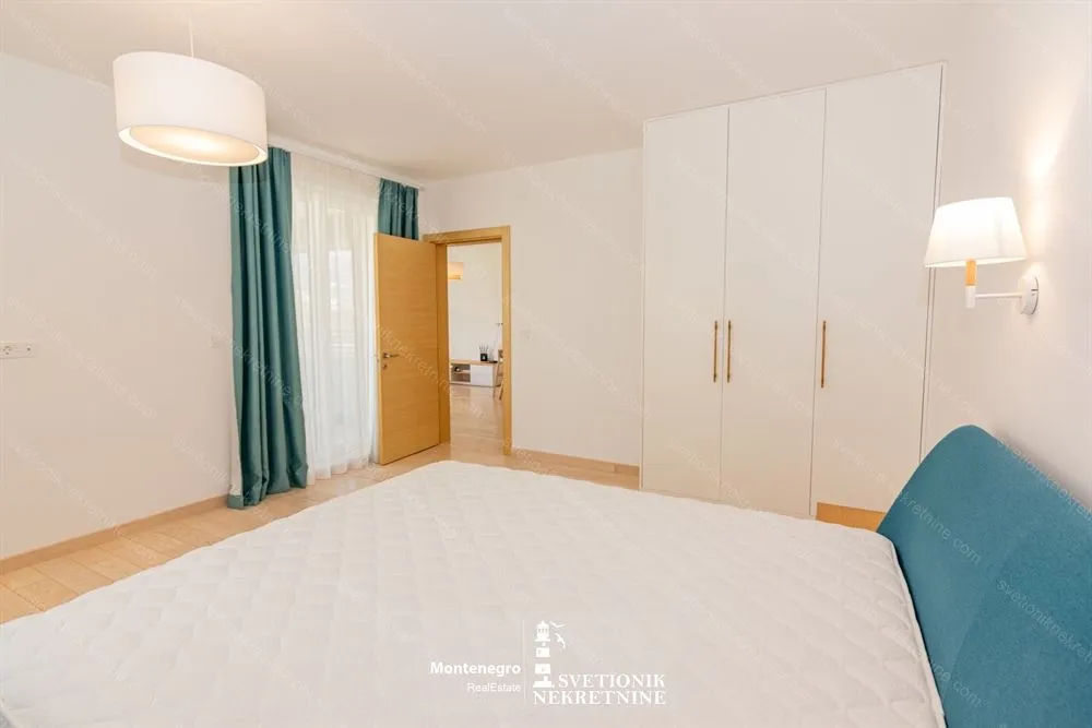 Prodaja, dvosoban stan, 87m², Igalo, Herceg Novi