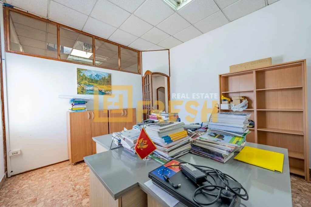 Sale, office space, 106m², Stari Aerodrom, Podgorica