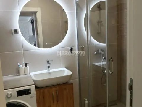 Izdavanje, trosoban stan, 68m², Višnjička Banja, Palilula Sve Podlokacije - image 12