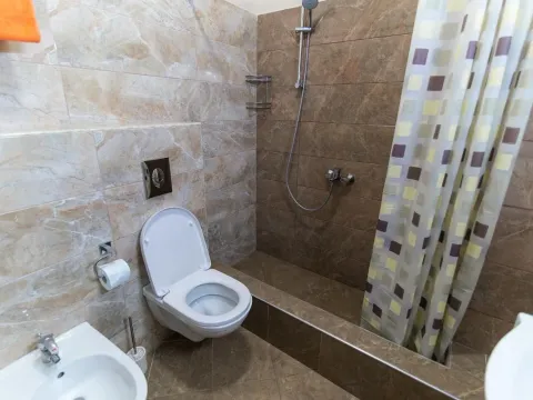 Sale, two bedroom apartment, 83m², Budva, Crna Gora - image 13