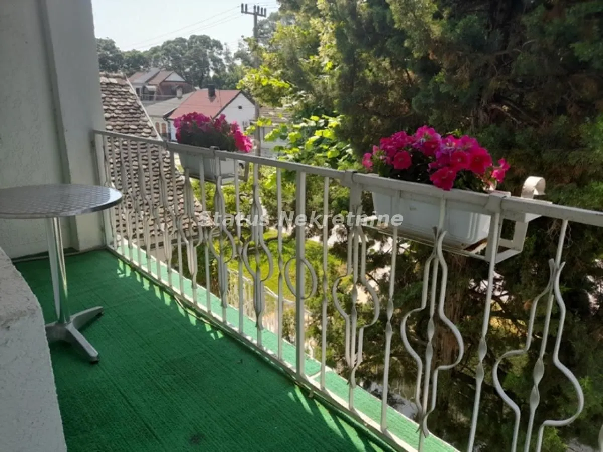 Prodaja, kuća, 274m², Temerin, Novi Sad