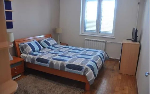 Rent, four bedroom apartment, 120m², Stari Grad, Beograd