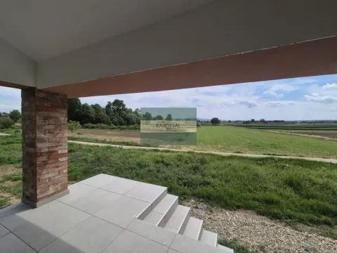 Prodaja, kuća, 151m², Kočino Selo, Jagodina - image 18