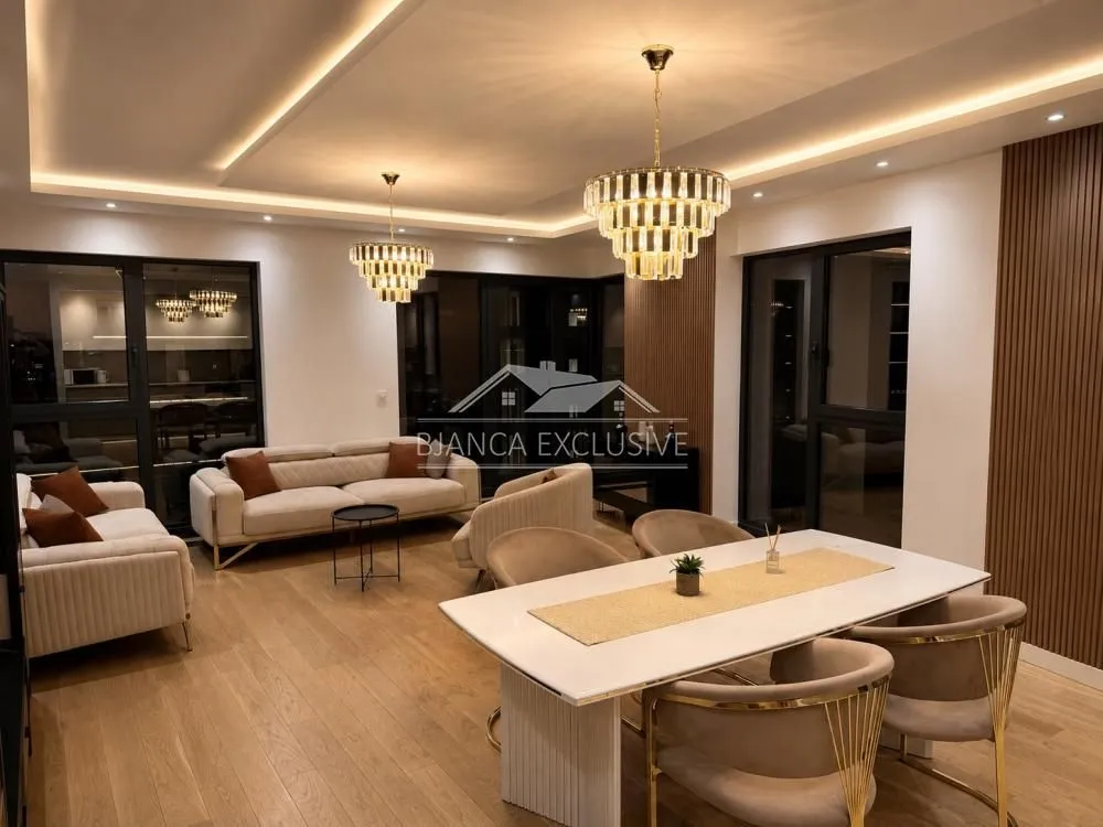 Sale, three bedroom apartment, 174m², Savski Venac, Beograd