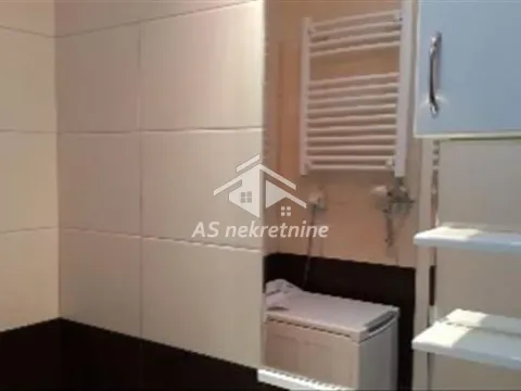 Izdavanje, trosoban stan, 61m², Crveni Krst, Beograd - image 16