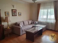 Izdavanje, kuća, 150m², Zemun Sve Podlokacije, Beograd - image 2