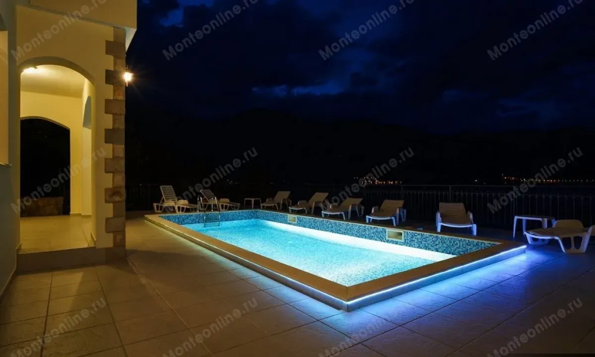 Sale, house, 350m², Kostanjica, Kotor