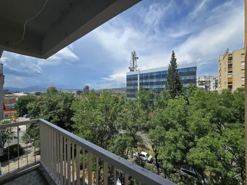 Prodaja, stan, 71m², Pejton, Podgorica - image 6