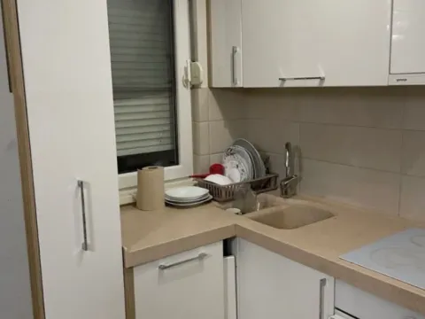 Izdavanje, dvosoban stan, 65m², Zagorič, Podgorica - image 3