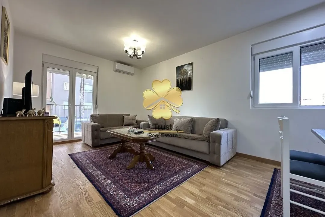 Izdavanje, dvosoban stan, 65m², Zabjelo, Podgorica