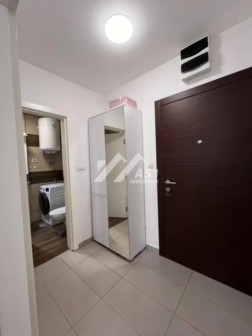 Izdavanje, dvosoban stan, 43m², Telep, Novi Sad Sve Podlokacije