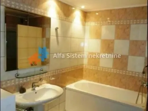 Izdavanje, poslovni prostor, 147m², Kalenić Pijaca, Vračar Sve Podlokacije - image 16